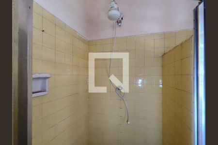 Casa à venda com 240m², 4 quartos e 4 vagasBanheiro da Suíte