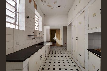 Casa à venda com 240m², 4 quartos e 4 vagasCozinha