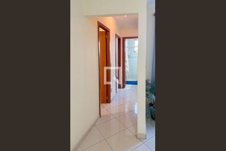 Corredor de apartamento para alugar com 3 quartos, 70m² em Havaí, Belo Horizonte