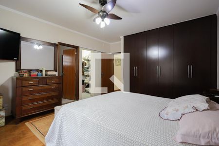 Casa à venda com 202m², 3 quartos e 2 vagas Casa à venda com 202m², 3 quartos e 2 vagasSuíte