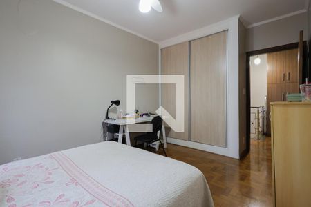 Casa à venda com 202m², 3 quartos e 2 vagas Casa à venda com 202m², 3 quartos e 2 vagasQuarto 2