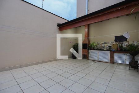 Casa à venda com 202m², 3 quartos e 2 vagas Casa à venda com 202m², 3 quartos e 2 vagasQuintal e Churrasqueira