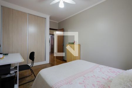 Casa à venda com 202m², 3 quartos e 2 vagas Casa à venda com 202m², 3 quartos e 2 vagasQuarto 2