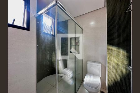 Apartamento à venda com 110m², 3 quartos e 2 vagas Apartamento à venda com 110m², 3 quartos e 2 vagasBanheiro Suíte 2