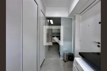 Apartamento à venda com 110m², 3 quartos e 2 vagas Apartamento à venda com 110m², 3 quartos e 2 vagasÁrea de Serviço