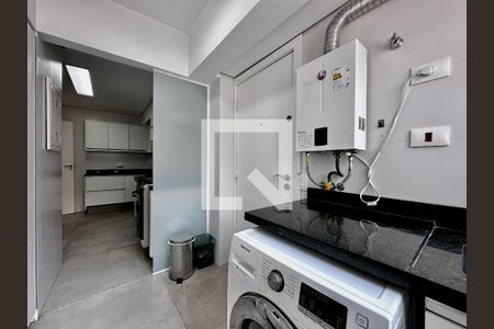 Apartamento à venda com 110m², 3 quartos e 2 vagas Apartamento à venda com 110m², 3 quartos e 2 vagasÁrea de Serviço