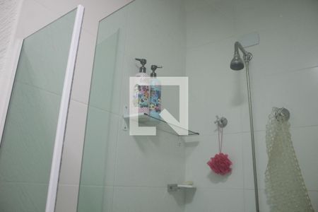 Casa de condomínio à venda com 174m², 3 quartos e 4 vagasBanheiro da Suíte 3