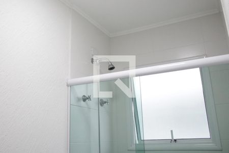 Casa de condomínio à venda com 174m², 3 quartos e 4 vagasBanheiro da Suíte 2