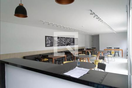 Apartamento à venda com 36m², 1 quarto e 1 vaga Apartamento à venda com 36m², 1 quarto e 1 vagaÁrea comum - Salão de festas