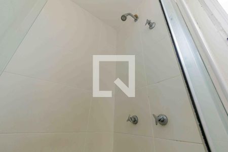 Apartamento à venda com 122m², 3 quartos e 3 vagas Apartamento à venda com 122m², 3 quartos e 3 vagasBanheiro da Suíte 1