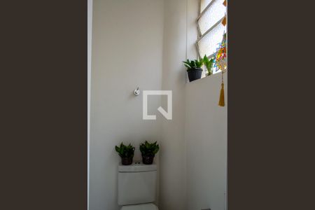 Apartamento para alugar com 120m², 3 quartos e sem vaga Apartamento para alugar com 120m², 3 quartos e sem vagaBanheiro de serviço