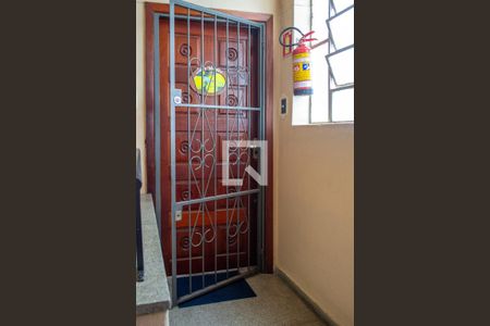 Apartamento para alugar com 120m², 3 quartos e sem vaga Apartamento para alugar com 120m², 3 quartos e sem vagaPorta do apartamento