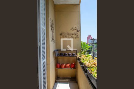 Apartamento para alugar com 120m², 3 quartos e sem vaga Apartamento para alugar com 120m², 3 quartos e sem vagaQuarto 3 - sacada