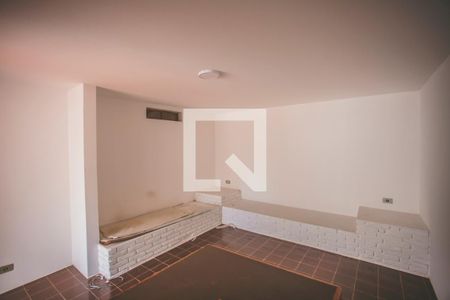 Casa para alugar com 216m², 3 quartos e 3 vagas Casa para alugar com 216m², 3 quartos e 3 vagasQuarto de Serviço