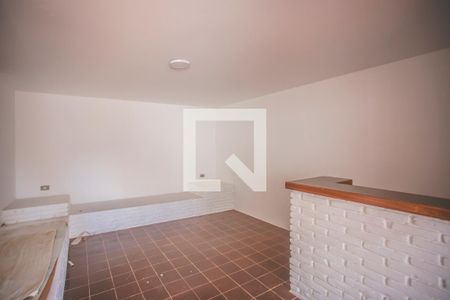 Casa para alugar com 216m², 3 quartos e 3 vagas Casa para alugar com 216m², 3 quartos e 3 vagasQuarto de Serviço