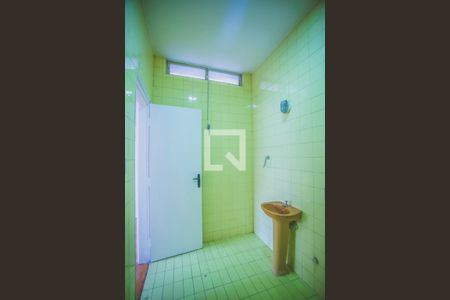 Casa para alugar com 216m², 3 quartos e 3 vagas Casa para alugar com 216m², 3 quartos e 3 vagasBanheiro Suíte