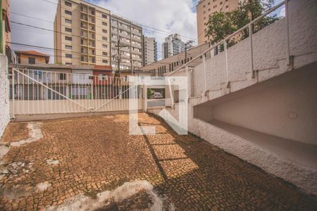 Casa para alugar com 216m², 3 quartos e 3 vagas Casa para alugar com 216m², 3 quartos e 3 vagasGaragem