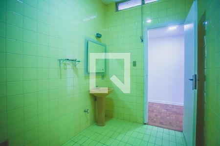 Casa para alugar com 216m², 3 quartos e 3 vagas Casa para alugar com 216m², 3 quartos e 3 vagasBanheiro 2