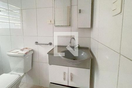 Apartamento para alugar com 64m², 2 quartos e sem vagaBanheiro
