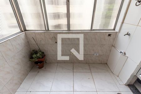 Apartamento à venda com 90m², 2 quartos e sem vaga Apartamento à venda com 90m², 2 quartos e sem vagaÁrea de Serviço