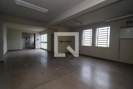 Casa para alugar com 320m², 4 quartos e 2 vagasgaragem