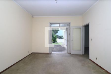 Casa para alugar com 320m², 4 quartos e 2 vagassala 02
