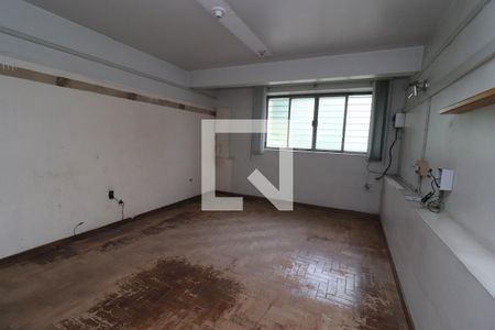 Casa para alugar com 320m², 4 quartos e 2 vagassala 04
