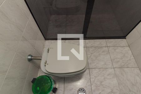 Apartamento à venda com 89m², 2 quartos e 1 vaga Apartamento à venda com 89m², 2 quartos e 1 vagaBanheiro