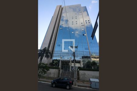 Apartamento à venda com 40m², 1 quarto e 1 vaga Apartamento à venda com 40m², 1 quarto e 1 vagaFachada do Prédio