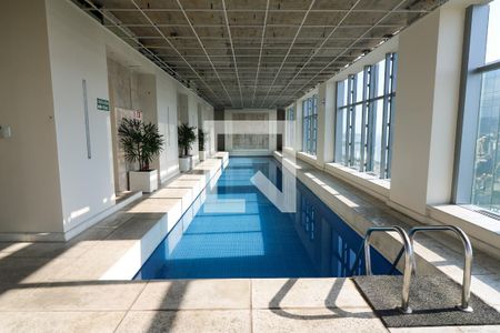 Apartamento à venda com 40m², 1 quarto e 1 vaga Apartamento à venda com 40m², 1 quarto e 1 vagaÁrea comum - Piscina