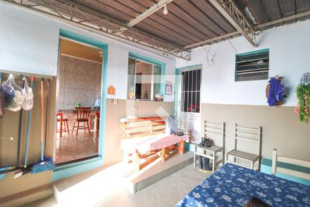 Casa à venda com 139m², 2 quartos e 2 vagas Casa à venda com 139m², 2 quartos e 2 vagasÁrea gourmet
