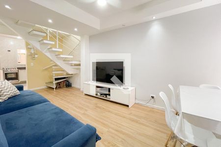 Sala  de casa de condomínio para alugar com 2 quartos, 100m² em Nova Petrópolis, São Bernardo do Campo