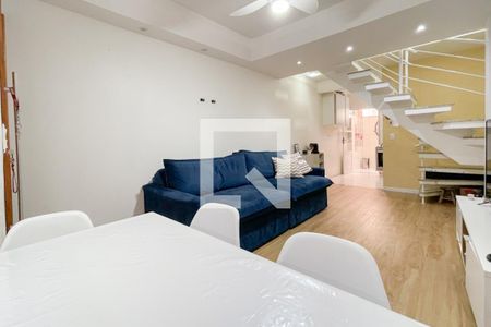 Sala  de casa de condomínio para alugar com 2 quartos, 100m² em Nova Petrópolis, São Bernardo do Campo