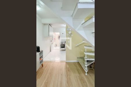 Sala  de casa de condomínio para alugar com 2 quartos, 100m² em Nova Petrópolis, São Bernardo do Campo