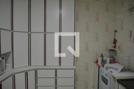 Casa à venda com 158m², 3 quartos e 2 vagasCozinha