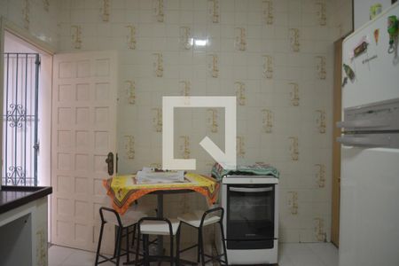 Casa à venda com 158m², 3 quartos e 2 vagasCozinha