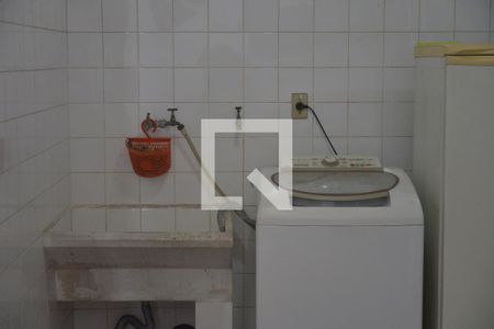 Casa à venda com 158m², 3 quartos e 2 vagasÁrea de Serviço