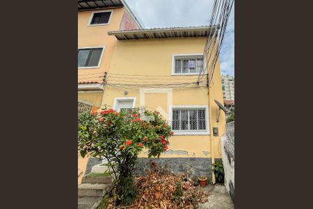 Casa à venda com 71m², 2 quartos e sem vagaFachada