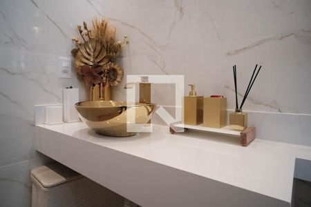 Casa à venda com 150m², 3 quartos e 2 vagas Casa à venda com 150m², 3 quartos e 2 vagasBanheiro