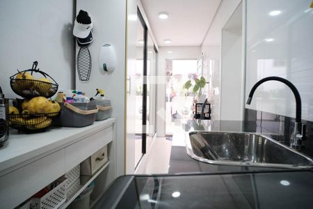 Casa à venda com 150m², 3 quartos e 2 vagas Casa à venda com 150m², 3 quartos e 2 vagasÁrea de Serviço