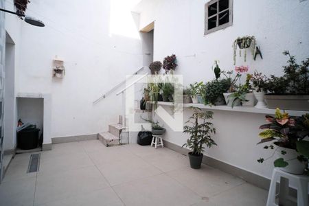 Casa à venda com 150m², 3 quartos e 2 vagas Casa à venda com 150m², 3 quartos e 2 vagasÁrea Externa