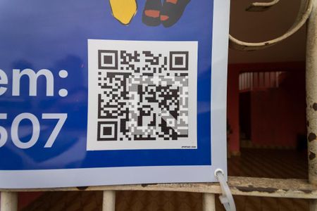 Casa à venda com 180m², 2 quartos e 2 vagas Casa à venda com 180m², 2 quartos e 2 vagasPlaquinha