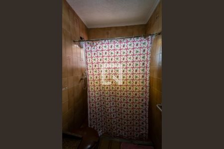 Casa à venda com 180m², 2 quartos e 2 vagas Casa à venda com 180m², 2 quartos e 2 vagasBanheiro