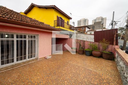Casa à venda com 180m², 2 quartos e 2 vagas Casa à venda com 180m², 2 quartos e 2 vagasSacada