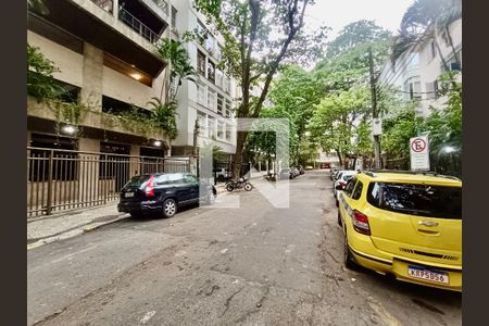 Apartamento à venda com 35m², 1 quarto e sem vaga Apartamento à venda com 35m², 1 quarto e sem vagaVista da Rua