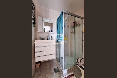 Apartamento para alugar com 100m², 2 quartos e 1 vaga Apartamento para alugar com 100m², 2 quartos e 1 vagaBanheiro da Suíte