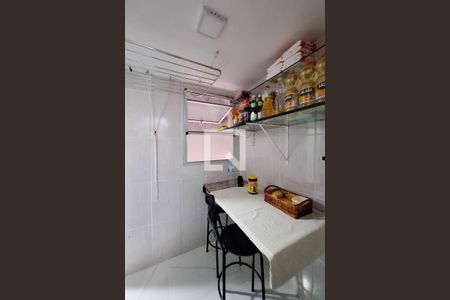 Apartamento para alugar com 100m², 2 quartos e 1 vaga Apartamento para alugar com 100m², 2 quartos e 1 vagaÁrea de Serviço