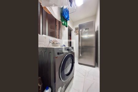 Apartamento para alugar com 100m², 2 quartos e 1 vaga Apartamento para alugar com 100m², 2 quartos e 1 vagaÁrea de Serviço