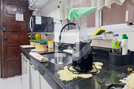 Apartamento para alugar com 100m², 2 quartos e 1 vaga Apartamento para alugar com 100m², 2 quartos e 1 vagaCozinha