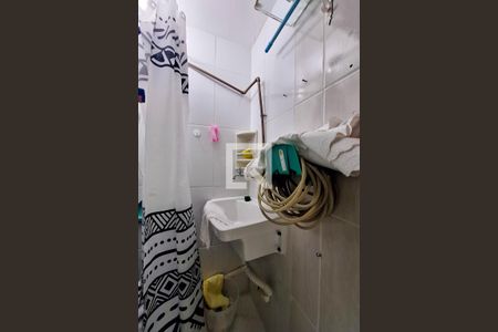 Apartamento para alugar com 100m², 2 quartos e 1 vaga Apartamento para alugar com 100m², 2 quartos e 1 vagaBanheiro de serviço